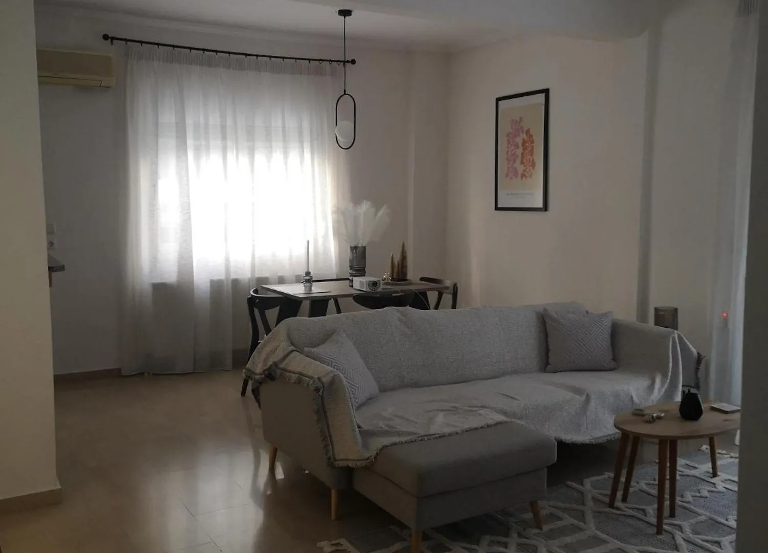 Vintage & Minimal Apartment Tesalónica